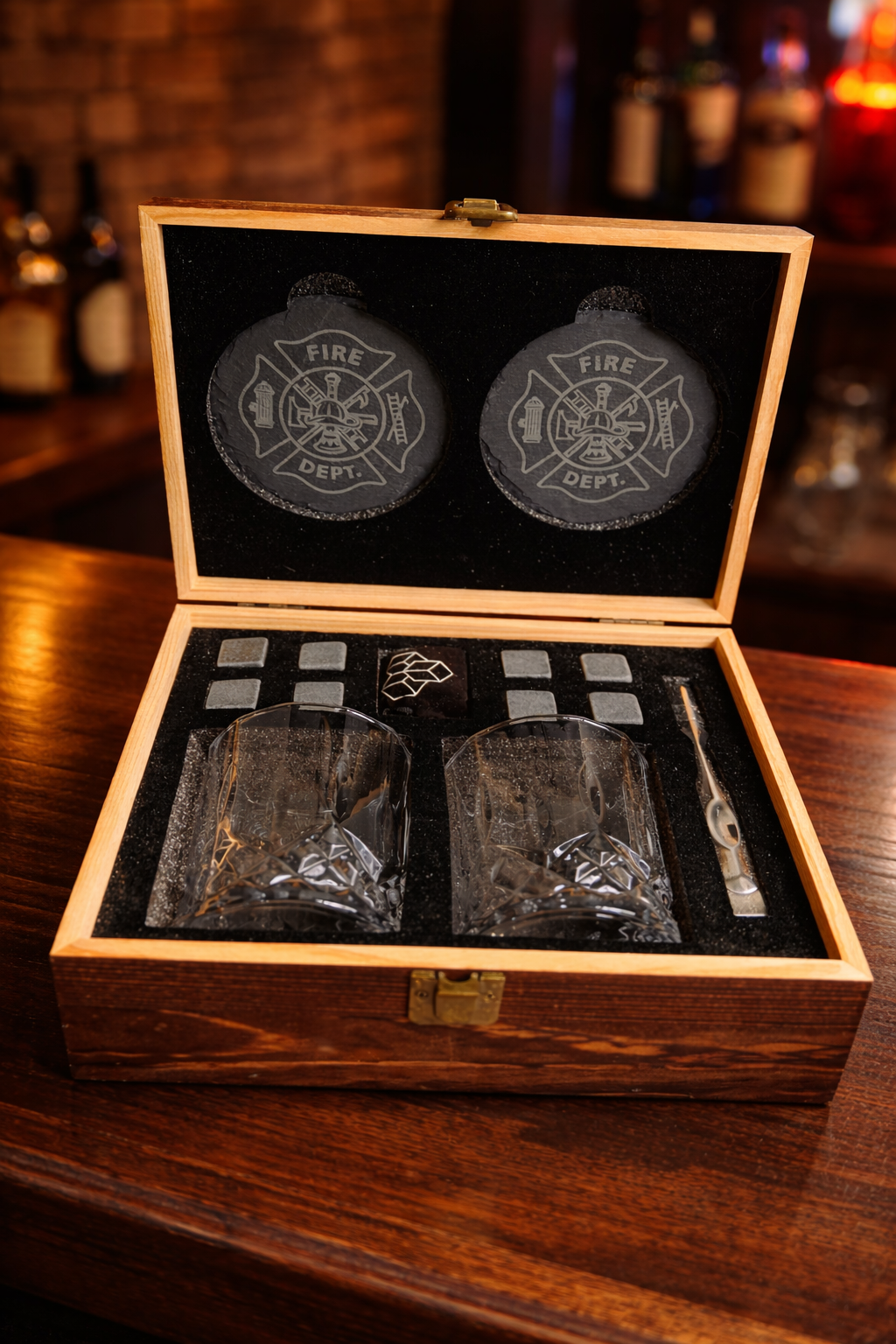 Whiskey Drink Set with glassware, whiskey stones and slate coasters