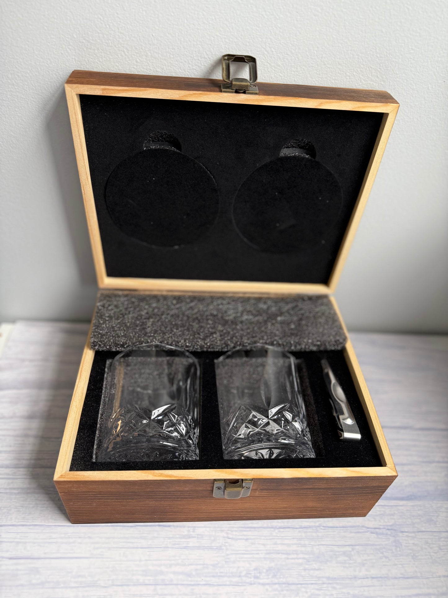 Whiskey Drink Set with glassware, whiskey stones and slate coasters